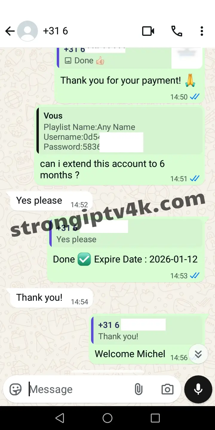 Strong IPTV 5-star customer testimonial screenshot